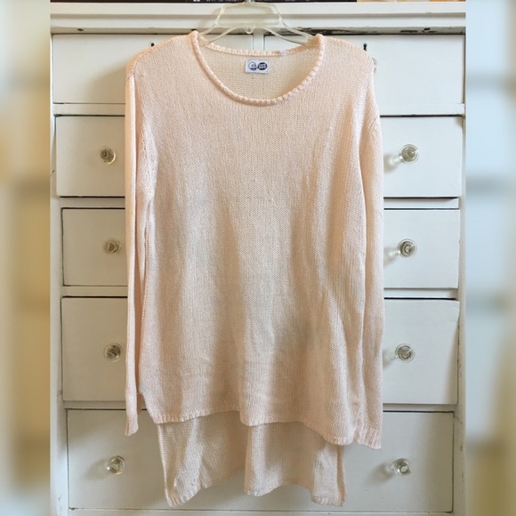 CHEAP MONDAY Cher pale pink high low sweater - Picture 2 of 7
